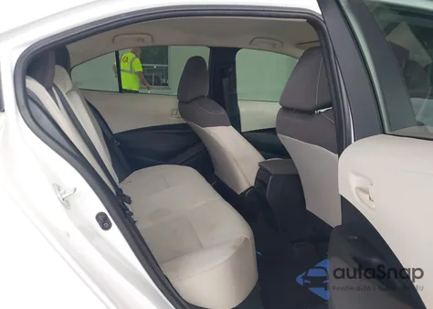 2022 Toyota Corolla Le z USA, uszkodzony, nr VIN 5YFEPMAEXNP368783